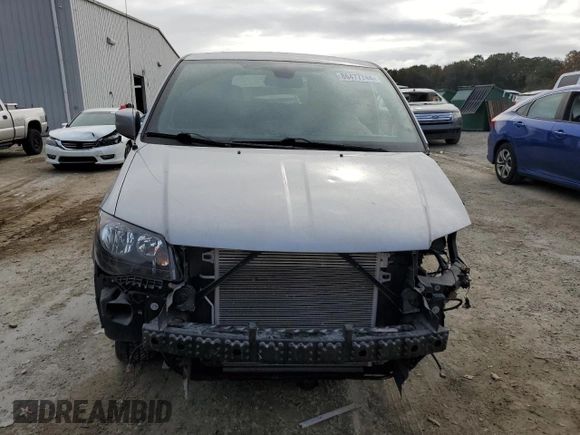 2019 Dodge Grand Caravan SXT with VIN 2C7WDGCG5KR796207, listed as a Copart auction lot 86477744 with 31,516 mi miles and Salvage Title. Bid and sale history available at DreamBid. Image 5.