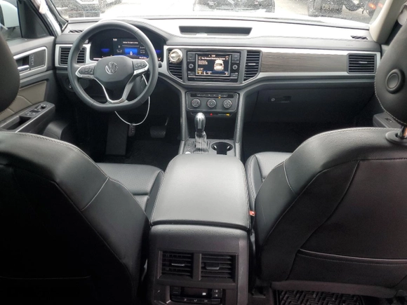 2022 Volkswagen Atlas 2.0T SE with VIN 1V2DP2CA1NC508415, listed as a Copart auction lot 81522264 with 76,624 mi miles and Salvage Title. Bid and sale history available at carsss.com. Image 8.