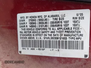 2005 Honda Odyssey LX with VIN 5FNRL38235B121653, listed as a IAAI auction lot 41704670 with 263,160 mi miles. Bid and sale history available at carsss.com. Image 9.