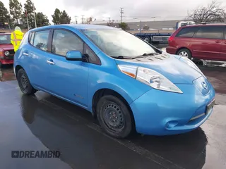 2014 Nissan LEAF SV z VIN 1N4AZ0CP6EC338954, wystawiony jako IAAI lot #41718781 z przebiegiem 129 329 mil mil oraz . Historia ofert i sprzedaży dostępna na DreamBid. Obrazek 1.