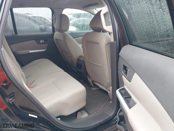 2013 Ford Edge SE with VIN 2FMDK4GC2DBA68769, listed as a IAAI auction lot 41960765 with 111,699 mi miles. Bid and sale history available at carsss.com. Image 8.