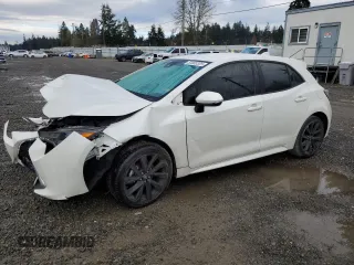 2020 Toyota Corolla Hatchback XSE with VIN JTNC4RBE9L3074725, listed as a Copart auction lot 50930325 with 73,392 mi miles and Salvage Title. Bid and sale history available at carsss.com. Image 1.