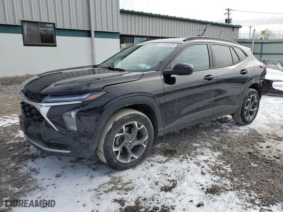 2024 Chevrolet Trax LT with VIN KL77LHE27RC023931, listed as a Copart auction lot 47434245 with 13,686 mi miles and Salvage Title. Bid and sale history available at carsss.com. Image 1.