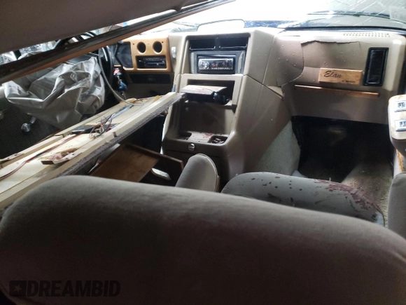 1994 Chevrolet Chevy Van с VIN 1GBEG25K1RF112313, выставлен на аукционе Copart как лот 44793415 с пробегом 162 067 миль миль и Списание • Salvage title. История ставок и продаж доступна на DreamBid. Изображение 8.