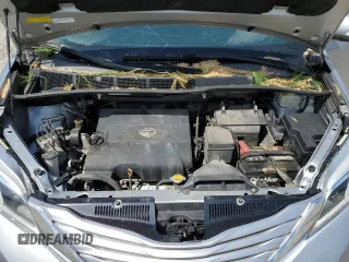 2016 Toyota Sienna Limited with VIN 5TDDK3DC0GS146147, listed as a Copart auction lot 55817445 with 141,174 mi miles and Salvage title. Bid and sale history available at DreamBid. Image 12.