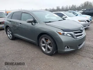 2013 Toyota Venza LE with VIN 4T3BK3BB9DU095176, listed as a IAAI auction lot 41998982 with 177,579 mi miles. Bid and sale history available at carsss.com. Image 1.