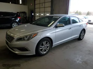 2015 Hyundai Sonata 2.4L SE with VIN 5NPE24AF4FH181982, listed as a Copart auction lot 50905925 with 137,043 mi miles and Salvage Title. Bid and sale history available at carsss.com. Image 1.
