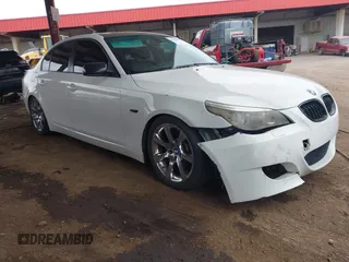 2008 BMW 5 Series 535i z VIN WBANW13548CZ83029, wystawiony jako IAAI lot #42204930 z przebiegiem 147 538 mil mil oraz . Historia ofert i sprzedaży dostępna na DreamBid. Obrazek 1.