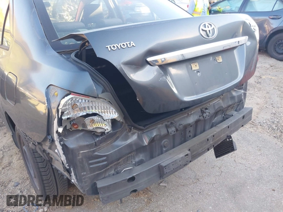 2008 Toyota Yaris with VIN JTDBT923781219667, listed as a IAAI auction lot 41637612 with 270,381 mi miles. Bid and sale history available at carsss.com. Image 6.