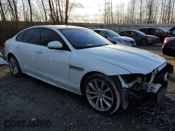2016 Jaguar XF 35t R-Sport with VIN SAJBF4BV4GCY16291, listed as a Copart auction lot 87487434 with 62,984 mi miles and Salvage Title. Bid and sale history available at carsss.com. Image 4.
