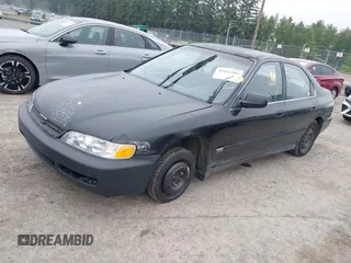 1997 Honda Accord LX z VIN 1HGCD5631VA242492, wystawiony jako IAAI lot #42442502 z przebiegiem 164 482 mil mil oraz . Historia ofert i sprzedaży dostępna na DreamBid. Obrazek 2.