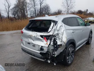 2019 Hyundai Tucson Ultimate with VIN KM8J3CAL7KU870101, listed as a IAAI auction lot 41084692 with 45,645 mi miles. Bid and sale history available at carsss.com. Image 6.