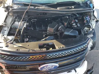 2015 Ford Utility Police Interceptor with VIN 1FM5K8AR7FGB75725, listed as a Copart auction lot 80084754 with 281,718 mi miles and Salvage Title. Bid and sale history available at carsss.com. Image 12.