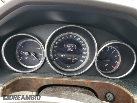 2014 Mercedes-Benz E 350 Luxury with VIN WDDHH8JB6EA809262, listed as a Copart auction lot 51817555 with 122,948 mi miles and Salvage Title. Bid and sale history available at DreamBid. Image 9.