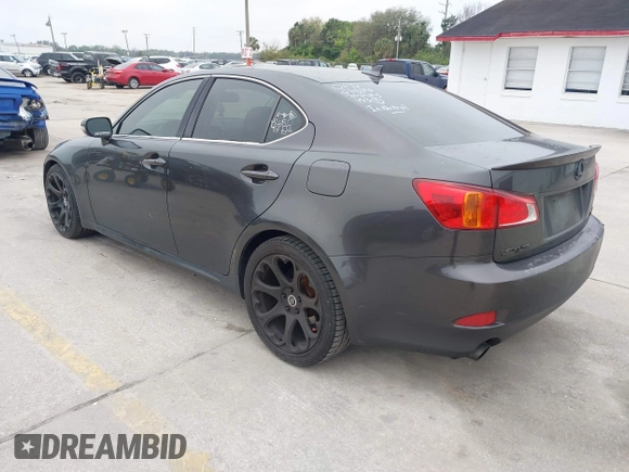 2009 Lexus IS 250 with VIN JTHBK262895095767, listed as a IAAI auction lot 41621721 with 157,331 mi miles. Bid and sale history available at carsss.com. Image 3.