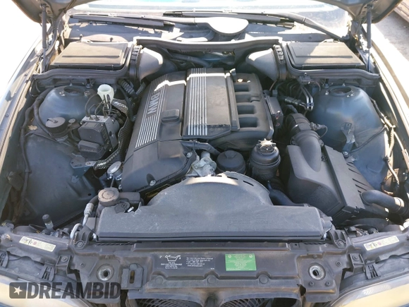 2000 BMW 5 Series 528iA with VIN WBADM6343YGV01651, listed as a IAAI auction lot 41745574 with 143,898 mi miles. Bid and sale history available at carsss.com. Image 10.