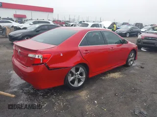 2014 Toyota Camry L with VIN 4T1BF1FK8EU842134, listed as a IAAI auction lot 41500515 with 147,156 mi miles. Bid and sale history available at carsss.com. Image 4.
