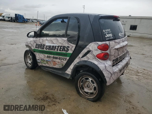 2010 Smart fortwo Pure z VIN WMEEJ3BA0AK344722, wystawiony jako Copart lot #47288785 z przebiegiem 116 941 mil mil oraz Szkoda całkowita • Salvage title. Historia ofert i sprzedaży dostępna na DreamBid. Obrazek 2.