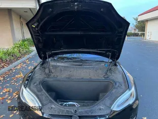 2017 Tesla Model S 60 with VIN 5YJSA1E15HF219286, listed as a Copart auction lot 57360515 with 44,520 mi miles and Salvage title. Bid and sale history available at DreamBid. Image 7.