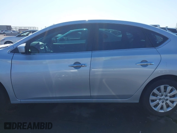 2017 Nissan Sentra S z VIN 3N1AB7AP9HY277592, wystawiony jako IAAI lot #42287903 z przebiegiem 186 876 mil mil oraz . Historia ofert i sprzedaży dostępna na DreamBid. Obrazek 15.