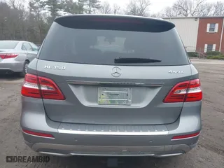 2014 Mercedes-Benz M-Class ML 350 with VIN 4JGDA5HB2EA274377, listed as a IAAI auction lot 42023848 with 126,840 mi miles. Bid and sale history available at carsss.com. Image 16.