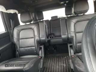 2022 Lincoln Navigator Standard z VIN 5LMJJ3MT9NEL13848, wystawiony jako Copart lot #61149473 z przebiegiem 5 445 mil mil oraz . Historia ofert i sprzedaży dostępna na DreamBid. Obrazek 10.