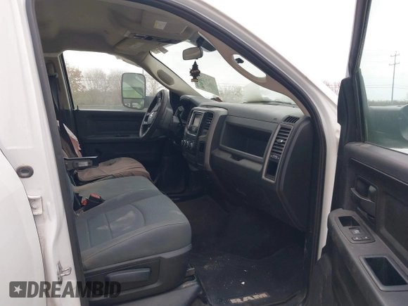 2017 Ram 2500 Tradesman with VIN 3C6UR5HL3HG519898, listed as a IAAI auction lot 41707036 with 176,928 mi miles. Bid and sale history available at carsss.com. Image 5.