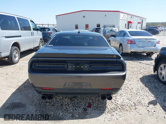 2020 Dodge Challenger R/T Scat Pack z VIN 2C3CDZFJ4LH230781, wystawiony jako IAAI lot #41990428 z przebiegiem 55 315 mil mil oraz . Historia ofert i sprzedaży dostępna na DreamBid. Obrazek 16.