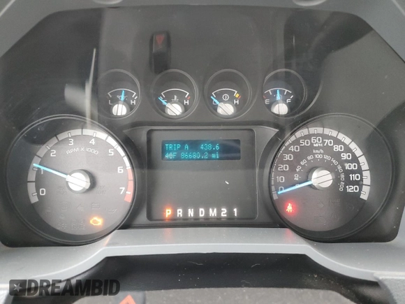 2015 Ford F-250 XLT with VIN 1FTBF2B65FEC58885, listed as a Copart auction lot 51991885 with 86,680 mi miles and Clean title. Bid and sale history available at DreamBid. Image 9.
