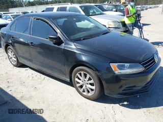 2015 Volkswagen Jetta SE z VIN 3VWD17AJ2FM351879, wystawiony jako IAAI lot #41852426 z przebiegiem 108 900 mil mil oraz . Historia ofert i sprzedaży dostępna na DreamBid. Obrazek 1.