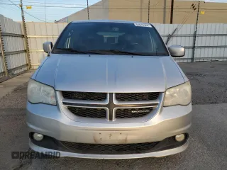 2011 Dodge Grand Caravan R/T with VIN 2D4RN7DG3BR696079, listed as a Copart auction lot 84972264 with 217,423 mi miles and Salvage Title. Bid and sale history available at DreamBid. Image 5.