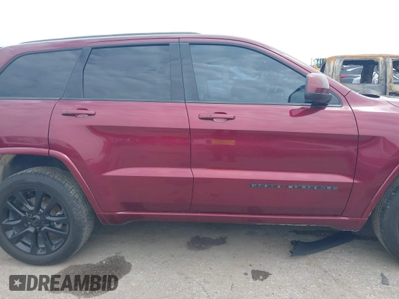 2020 Jeep Grand Cherokee Laredo E with VIN 1C4RJEAG1LC376416, listed as a IAAI auction lot 42368047 with 90,885 mi miles and . Bid and sale history available at DreamBid. Image 13.
