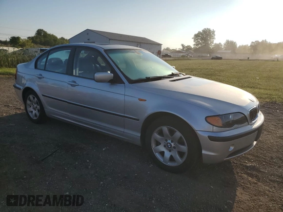 2005 BMW 3 Series 325xi with VIN WBAEU33455PR17313, listed as a Copart auction lot 70640414 with 96,150 mi miles and Salvage Title. Bid and sale history available at carsss.com. Image 4.