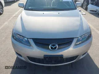 2008 Mazda 6 i Sport VE with VIN 1YVHP80C785M44458, listed as a IAAI auction lot 41993477 with 259,789 mi miles. Bid and sale history available at carsss.com. Image 12.