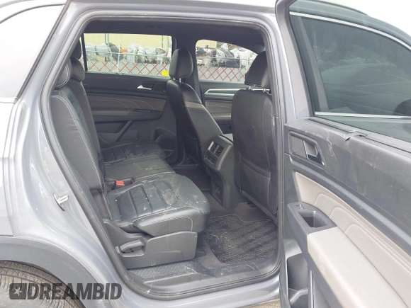 2021 Volkswagen Atlas SEL Premium R-Line с VIN 1V2FE2CA0MC223881, выставлен на аукционе IAAI как лот 42257435 с пробегом 81 674 миль миль и . История ставок и продаж доступна на DreamBid. Изображение 8.