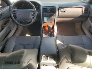 1991 Lexus LS z VIN JT8UF11E7M0054030, wystawiony jako Copart lot #75092094 z przebiegiem 183 760 mil mil oraz Szkody całkowita. Historia ofert i sprzedaży dostępna na DreamBid. Obrazek 8.