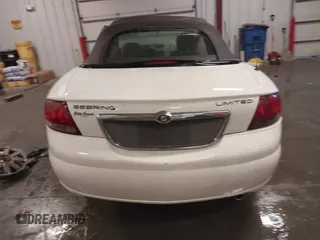 2005 Chrysler Sebring Limited with VIN 1C3EL65R55N627833, listed as a IAAI auction lot 41722397 with 61,742 mi miles and . Bid and sale history available at DreamBid. Image 16.