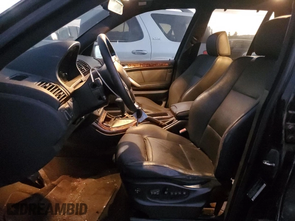 2002 BMW X5 4.4i with VIN 5UXFB33572LH32061, listed as a Copart auction lot 81917514 with 0 mi miles and Salvage Title. Bid and sale history available at carsss.com. Image 7.