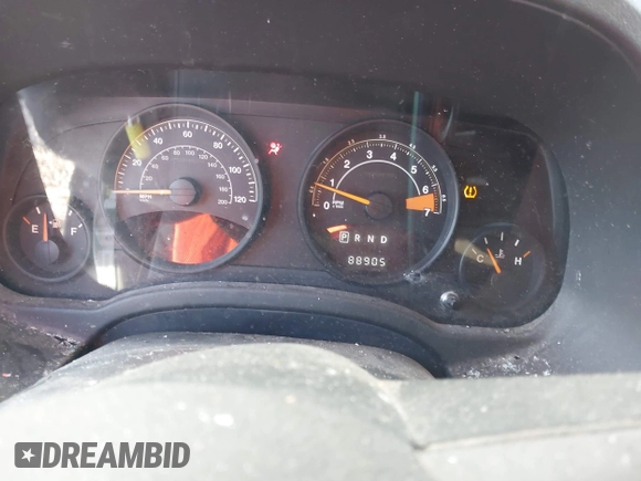 2016 Jeep Patriot Latitude with VIN 1C4NJRFB2GD647292, listed as a IAAI auction lot 41423443 with 88,905 mi miles and . Bid and sale history available at carsss.com. Image 6.