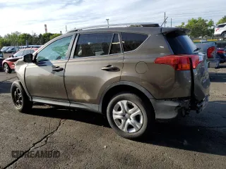 2015 Toyota RAV4 LE z VIN 2T3BFREV6FW300470, wystawiony jako Copart lot #58088395 z przebiegiem Nie podano mil oraz Szkoda całkowita • Salvage title. Historia ofert i sprzedaży dostępna na DreamBid. Obrazek 2.