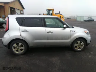 2017 Kia Soul with VIN KNDJN2A23H7466090, listed as a IAAI auction lot 41325788 with 84,540 mi miles. Bid and sale history available at carsss.com. Image 13.