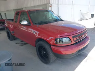 2002 Ford F-150 XL с VIN 1FTRX07L42KB68525, выставлен на аукционе IAAI как лот 42641628 с пробегом Не указан миль и . История ставок и продаж доступна на DreamBid. Изображение 1.