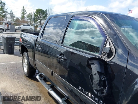 2013 Chevrolet Silverado 1500 LT with VIN 3GCPKSE71DG329253, listed as a IAAI auction lot 41723597 with 164,539 mi miles. Bid and sale history available at carsss.com. Image 13.