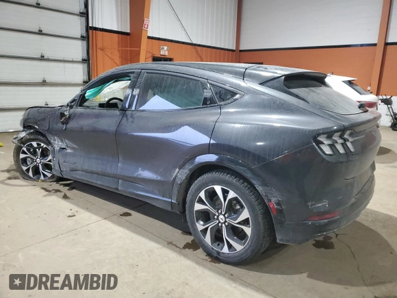 2022 Ford Mustang Mach-E Premium с VIN 3FMTK3SU6NMA63757, выставлен на аукционе Copart как лот 43117615 с пробегом Не указан миль и Списание • Salvage title. История ставок и продаж доступна на DreamBid. Изображение 2.