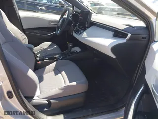 2024 Toyota Corolla SE with VIN 5YFP4MCE0RP196915, listed as a IAAI auction lot 42041757 with 9,980 mi miles. Bid and sale history available at carsss.com. Image 5.