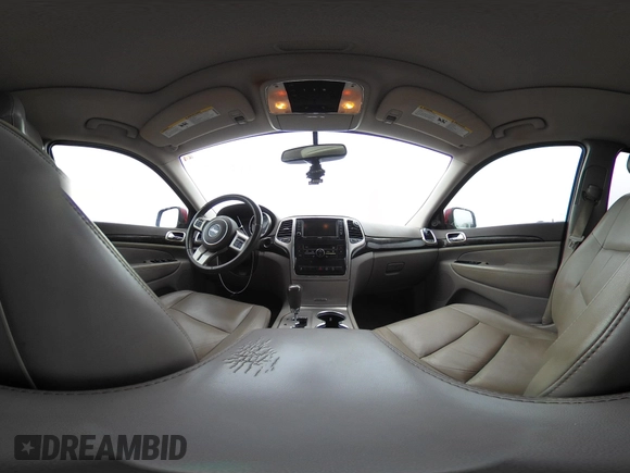 2013 Jeep Grand Cherokee Laredo with VIN 1C4RJEAG0DC516926, listed as a IAAI auction lot 41800254 with 259,006 mi miles. Bid and sale history available at carsss.com. Image 18.