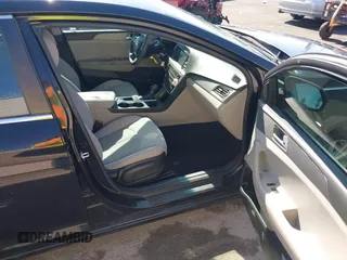 2016 Hyundai Sonata SE with VIN 5NPE24AF0GH305666, listed as a IAAI auction lot 42396430 with Not provided miles and . Bid and sale history available at DreamBid. Image 5.