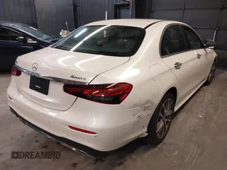 2021 Mercedes-Benz E-Class E 450 with VIN W1KZF5KB9MA994994, listed as a IAAI auction lot 40276674 with 19,367 mi miles. Bid and sale history available at carsss.com. Image 4.