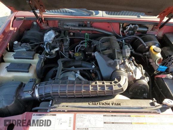 2000 Ford Explorer XLS z VIN 1FMZU72X7YUB64053, wystawiony jako Copart lot #53037485 z przebiegiem 197 312 mil mil oraz Szkody całkowita. Historia ofert i sprzedaży dostępna na DreamBid. Obrazek 13.