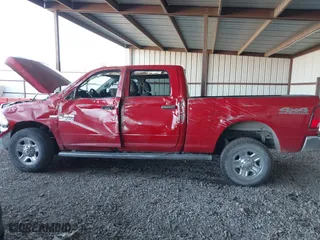 2018 Ram 2500 Tradesman with VIN 3C6UR5CJ2JG120962, listed as a IAAI auction lot 41041140 with 90,737 mi miles. Bid and sale history available at carsss.com. Image 14.